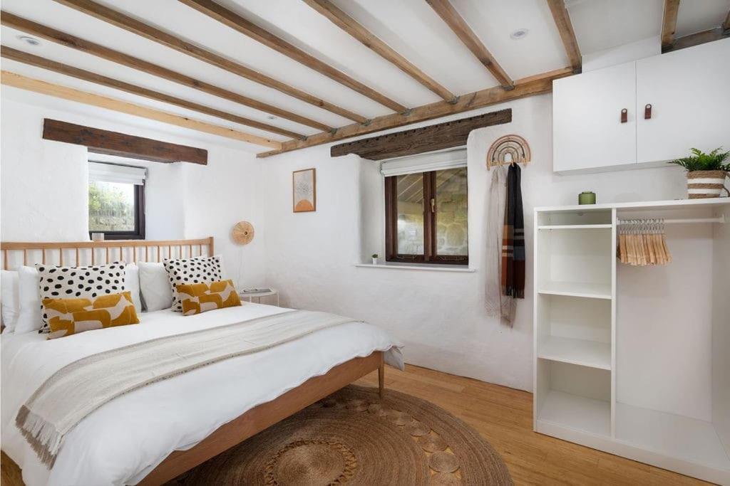 Porthcurno Barns, The Cart Lodge - Cosy Cottage, Walk To Porthcurno Beach, Pedn Vouder & Minack Theatre Hikkaduwa Dış mekan fotoğraf